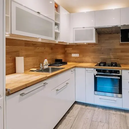 Apartman Modern Elegance Retreat